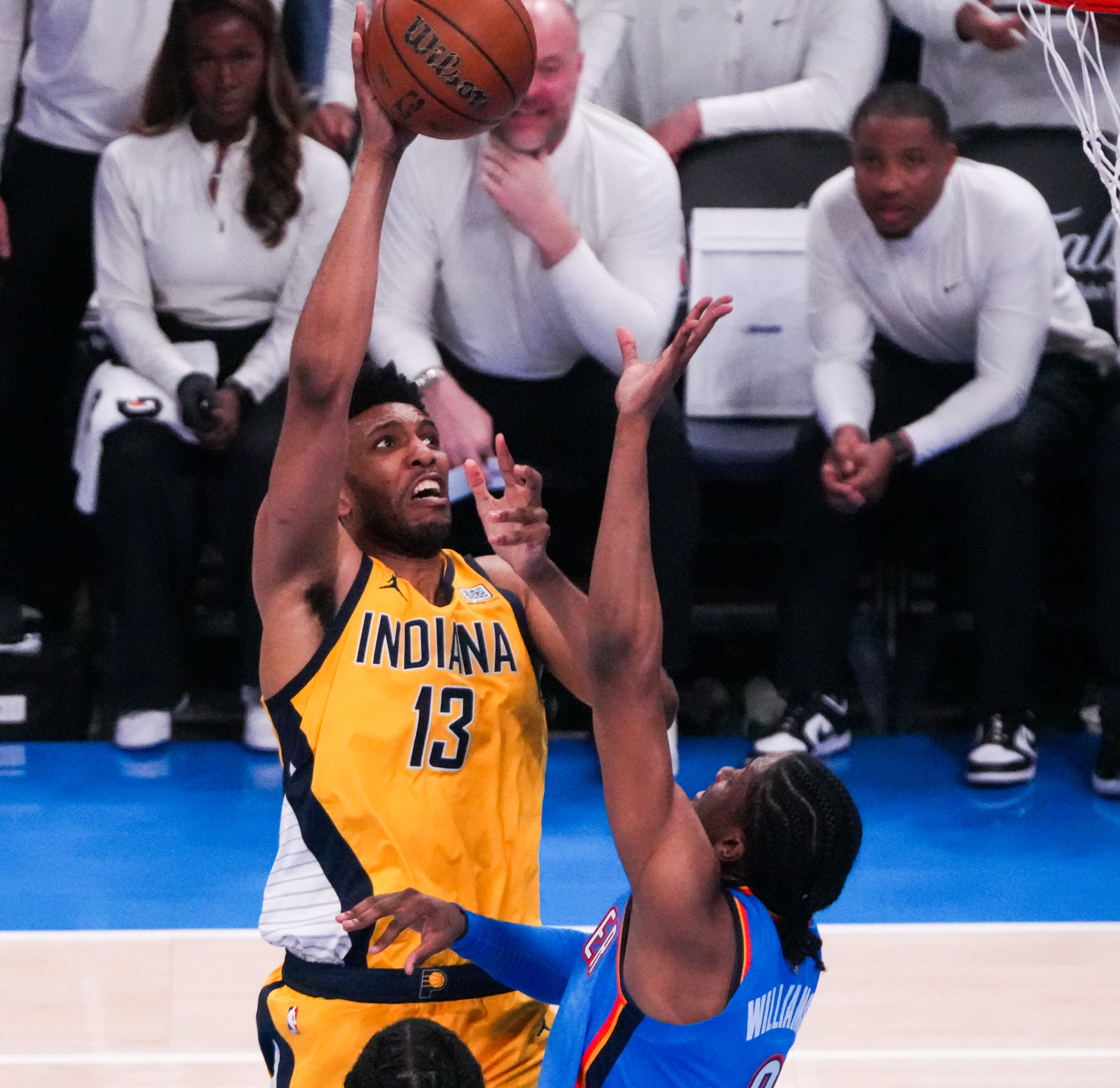开云体育平台APP-NBA:湖人胜雷霆，继续赢得连胜
