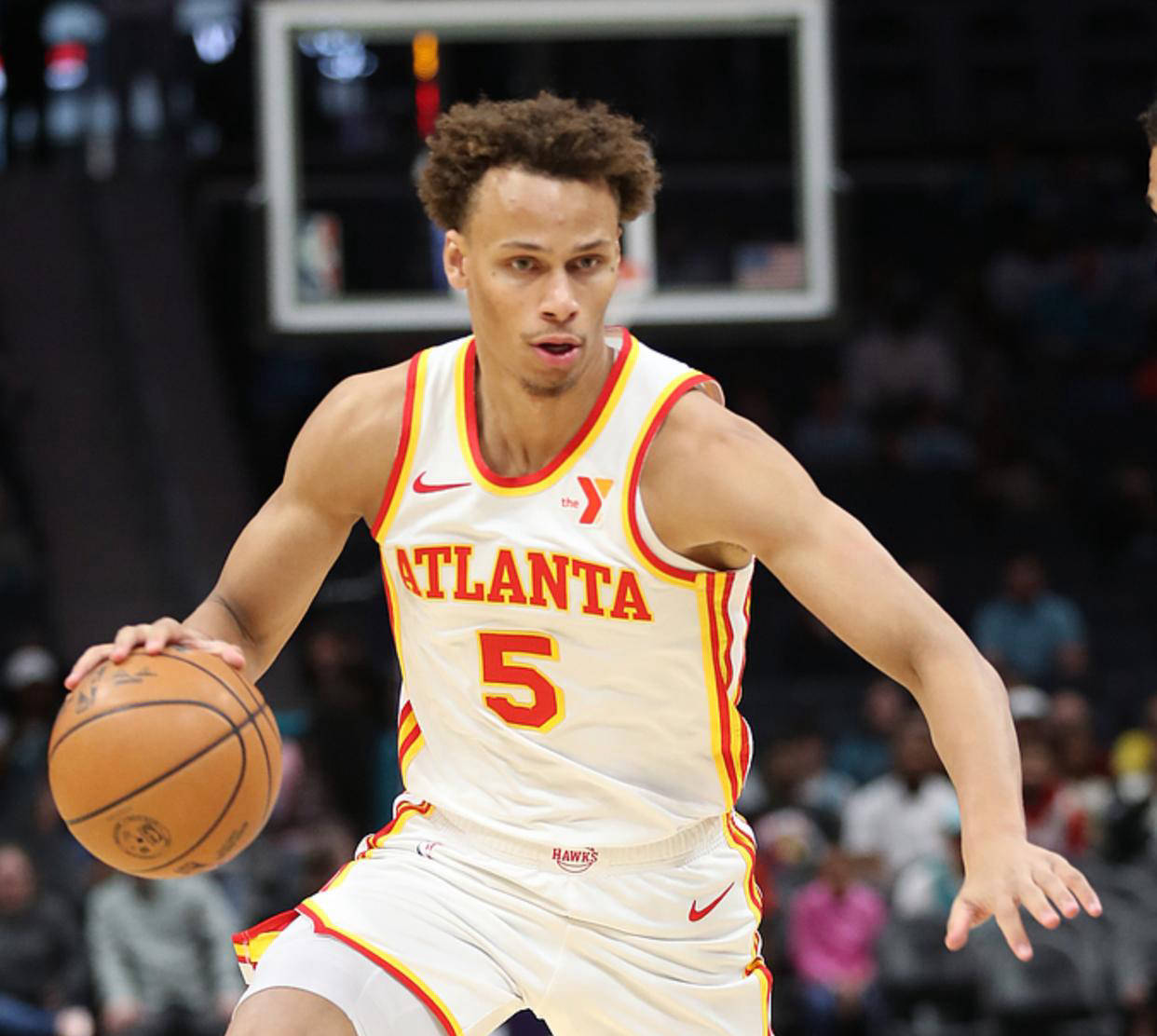 老鹰队主控复出表现不俗