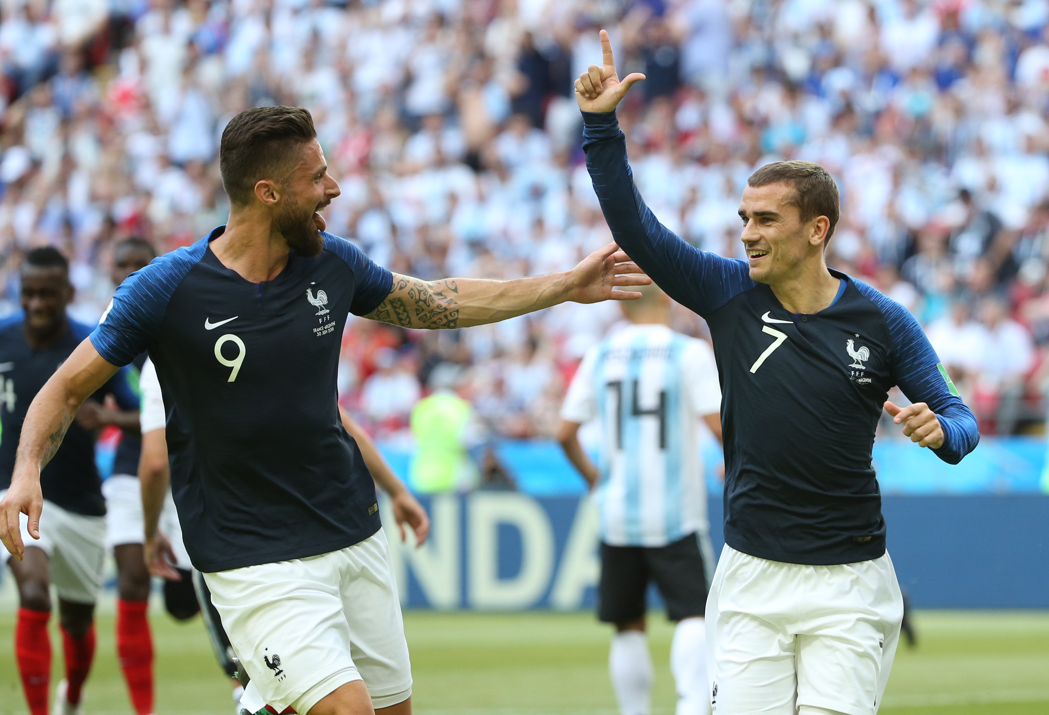 法国队以防守稳固赢得对阵芬兰比赛