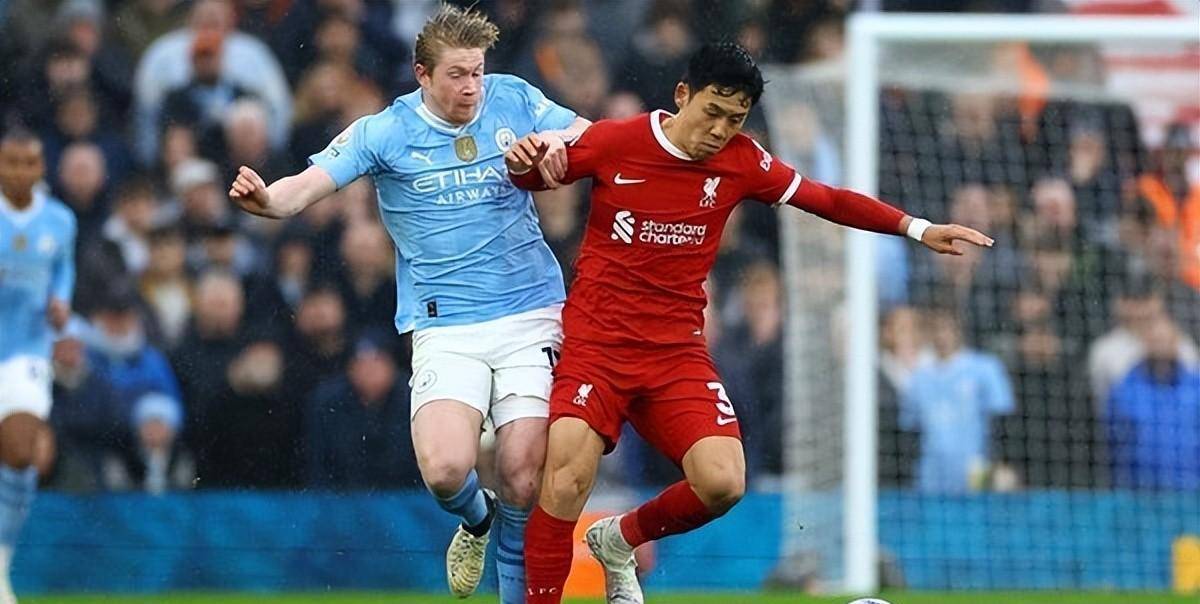 包含利物浦客场挑战曼城：点球裁判争议引发热议的词条